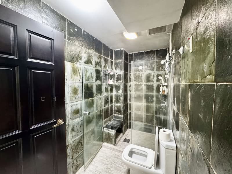 Eastwood Green Condominium For Sale at S$ 1,450,000 | PropertyGuru Singapore