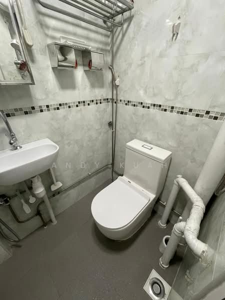 8 Selegie Road, 8 Selegie Road, Room Rental, 150 sqft, HDB Flat For Rent, by Andy Kuah, 500058027 - Bathroom - PropertyGuru.com.sg