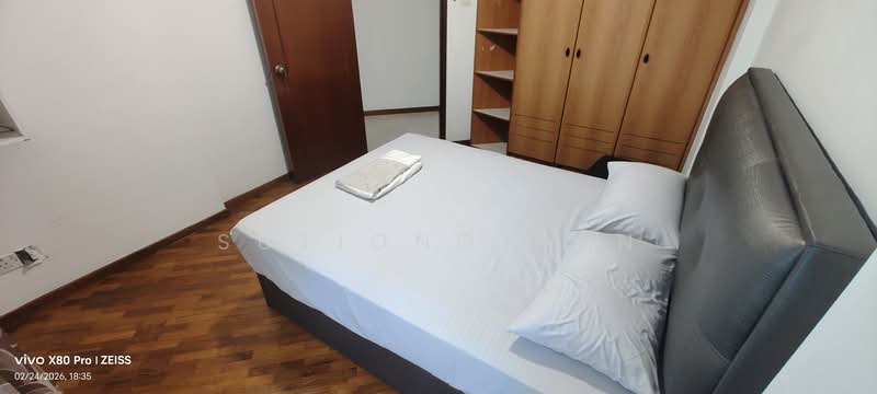 Northoaks, 20 Woodlands Cresent, Room Rental, 120 sqft, Condominium For Rent, by Sutiono Han, 500058036 - Bedroom - PropertyGuru.com.sg