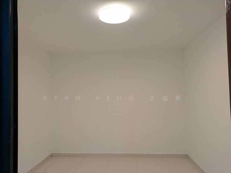 Just Listed | 1km to Tao Nan School | Recently Renovated 2-Sty Modern Family Home, 1km to Tao Nan, 4 Bedrooms, 2,300 sqft, Terraced House For Rent, by Ryan Heng 王俊荣, 500058039 - Granny Room - PropertyGuru.com.sg