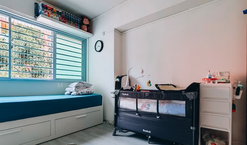 487B Tampines Street 45 HDB Flat For Sale at S$ 600,000 | PropertyGuru Singapore - Bedroom