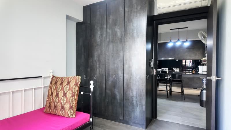 463A Bukit Batok Street 41 HDB Flat For Sale at S$ 780,000 | PropertyGuru Singapore - Bedroom