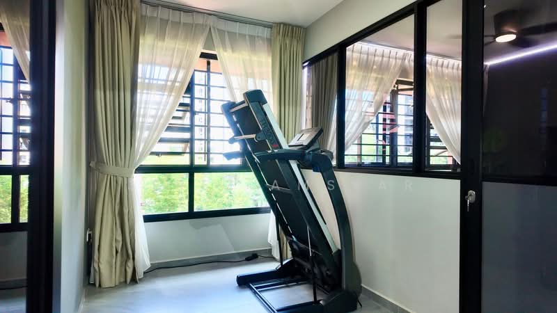 463A Bukit Batok Street 41 HDB Flat For Sale at S$ 780,000 | PropertyGuru Singapore - Gym