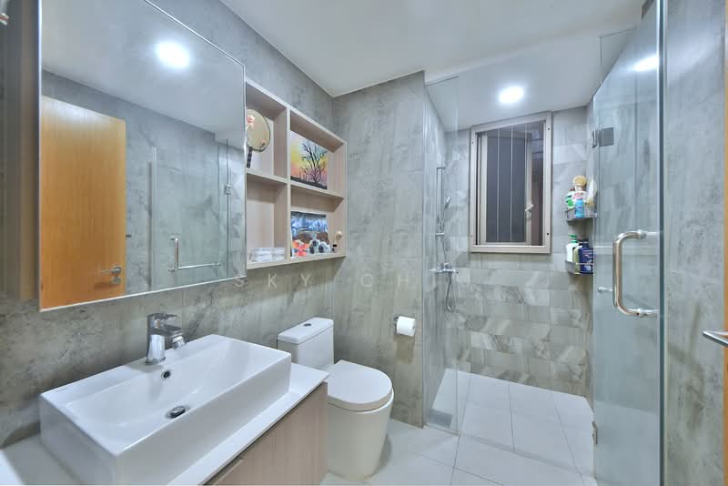The Vales Executive Condominium For Sale at S$ 1,848,000 | PropertyGuru Singapore - Bathroom