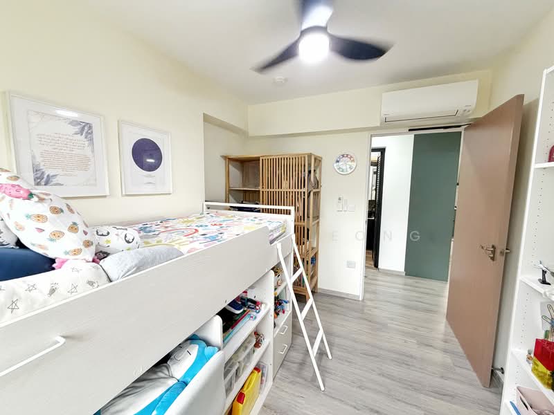 228B Ang Mo Kio Street 23 HDB Flat For Sale at S$ 918,000 | PropertyGuru Singapore - Bedroom