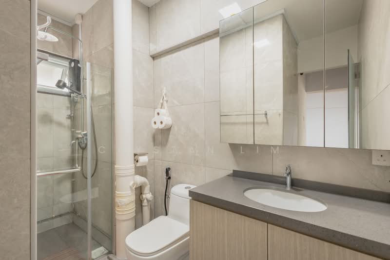 108 Jalan Rajah HDB Flat For Sale at S$ 1,188,000 | PropertyGuru Singapore - Bathroom
