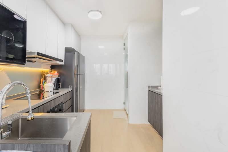 108 Jalan Rajah HDB Flat For Sale at S$ 1,188,000 | PropertyGuru Singapore - Kitchen