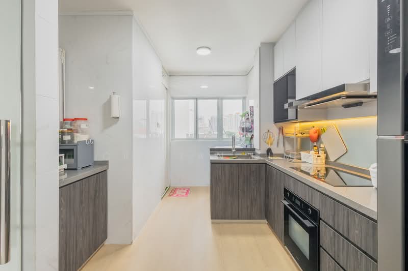 108 Jalan Rajah HDB Flat For Sale at S$ 1,188,000 | PropertyGuru Singapore - Kitchen