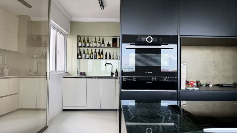 18 Cantonment Close, 18 Cantonment Close, 3 Bedrooms, 969 sqft, HDB Flat For Sale, by Sean Lee HW, 500058113 - Kitchen - PropertyGuru.com.sg