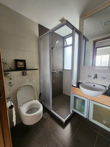 Potong Pasir MRT - Common Room with Balcony Access, , Room Rental, 70 sqft, Condominium For Rent, by Ansel Tan, 500058118 - Bathroom - PropertyGuru.com.sg
