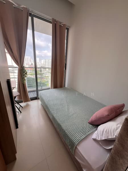 Potong Pasir MRT - Common Room with Balcony Access, , Room Rental, 70 sqft, Condominium For Rent, by Ansel Tan, 500058118 - Bedroom - PropertyGuru.com.sg