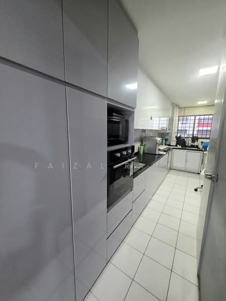 655 Yishun Avenue 4 HDB Flat For Sale at S$ 480,000 | PropertyGuru Singapore
