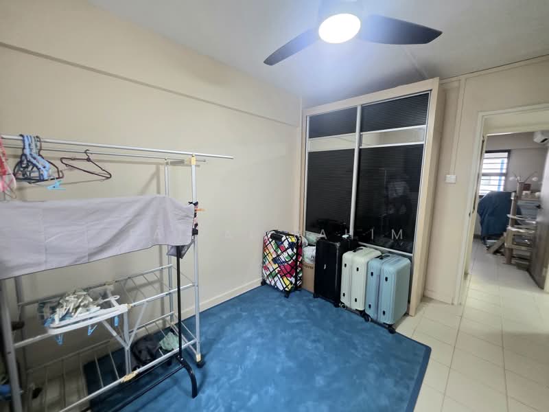 655 Yishun Avenue 4 HDB Flat For Sale at S$ 480,000 | PropertyGuru Singapore