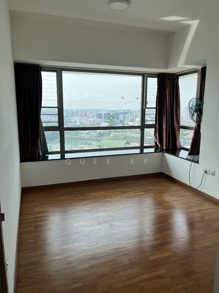 Trevista Condominium For Sale at S$ 1,880,000 | PropertyGuru Singapore - Bedroom