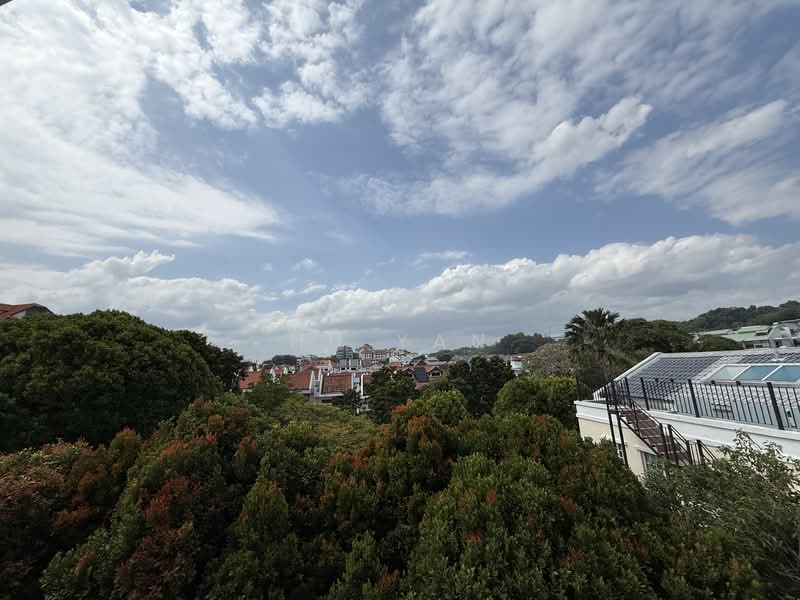 Freehold Corner Terrace, Walkable to MRT and Food Centre Corner Terrace For Sale at S$ 6,590,000 | PropertyGuru Singapore