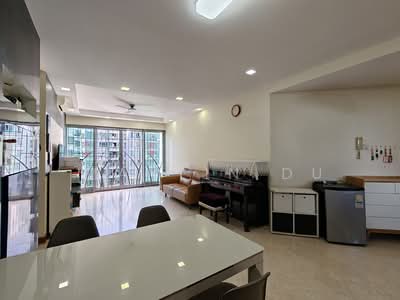 For Sale - Lakeholmz