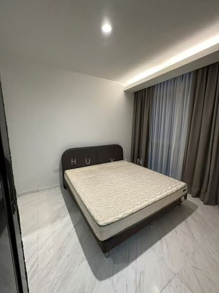 Cairnhill Nine Condominium For Sale at S$ 1,850,000 | PropertyGuru Singapore - Bedroom