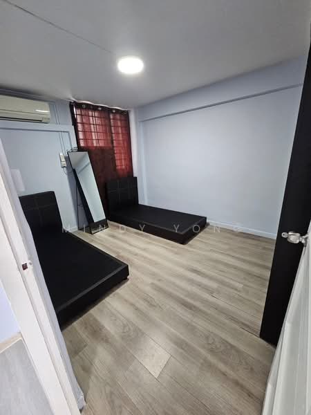 3 Ghim Moh Road HDB Flat For Sale at S$ 410,000 | PropertyGuru Singapore - Bedroom