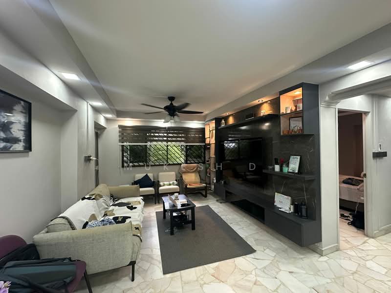 943 Jurong West Street 91 HDB Flat For Sale at S$ 520,000 | PropertyGuru Singapore - Living Room