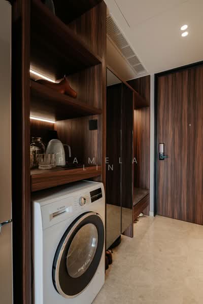 Pullman Residences Condominium For Sale at S$ 2,200,000 | PropertyGuru Singapore - Entrance