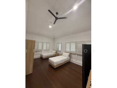 For Rent - 25 Admiralty Road East