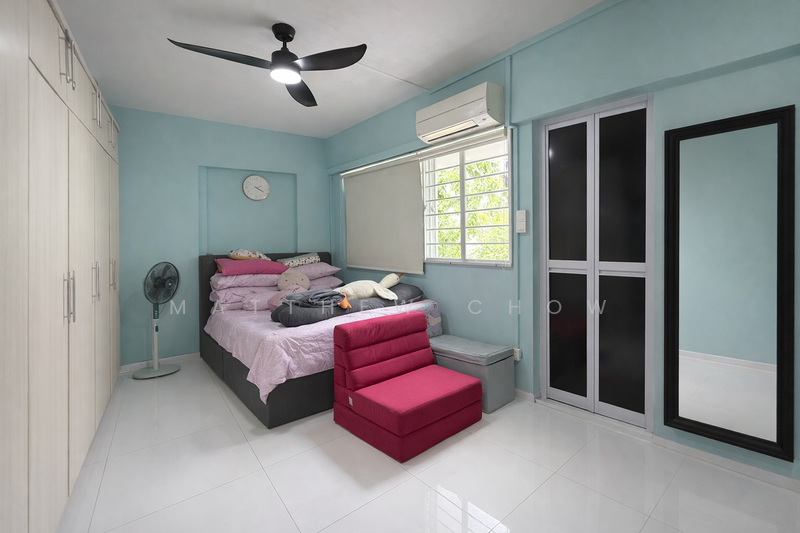 142 Tampines Street 12 HDB Flat For Sale at S$ 800,000 | PropertyGuru Singapore - Bedroom