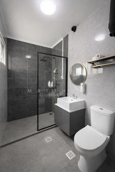 142 Tampines Street 12 HDB Flat For Sale at S$ 800,000 | PropertyGuru Singapore - Bathroom