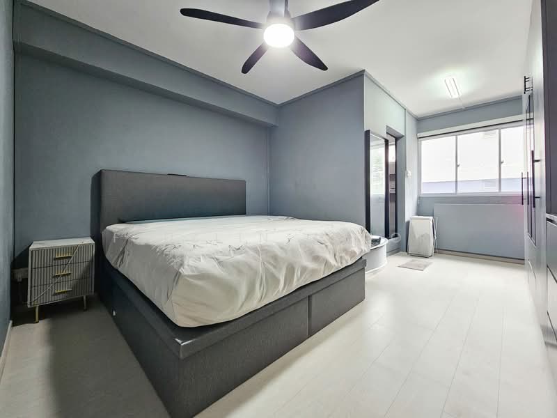 423 Choa Chu Kang Avenue 4 HDB Flat For Sale at S$ 620,000 | PropertyGuru Singapore - Bedroom