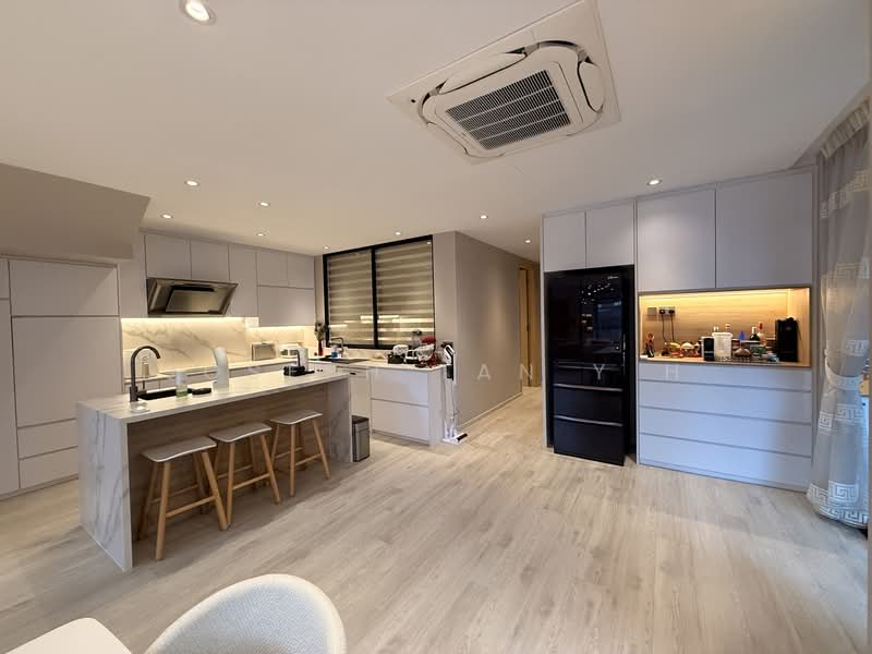 Eastwood Ville Terraced House For Sale at S$ 4,388,000 | PropertyGuru Singapore - Kitchen