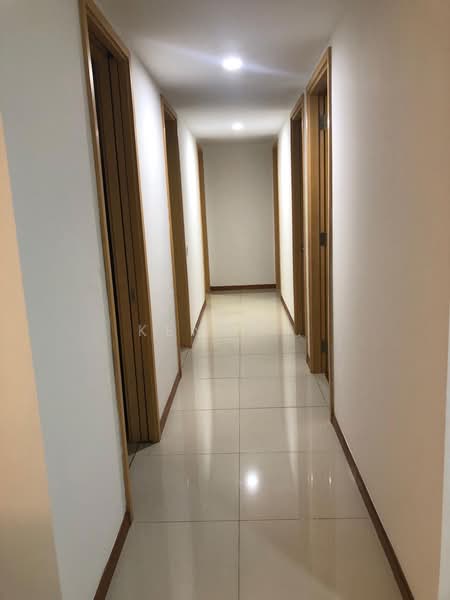 A Treasure Trove Condominium For Sale at S$ 2,300,000 | PropertyGuru Singapore - Corridor