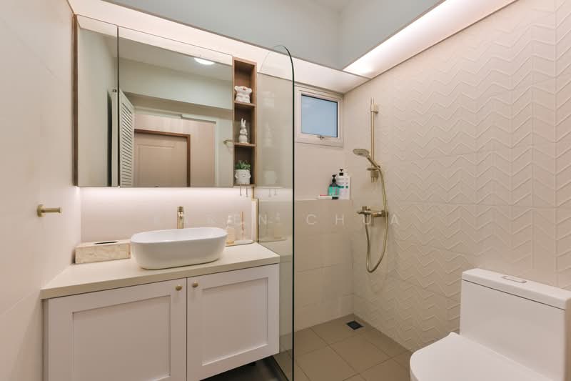 874B Tampines Street 85 HDB Flat For Sale at S$ 949,000 | PropertyGuru Singapore - Bathroom