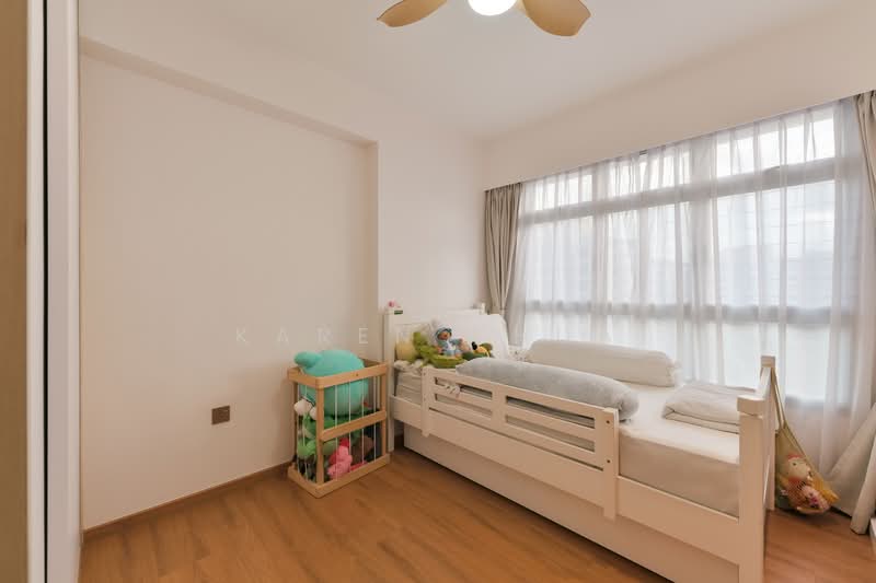 874B Tampines Street 85 HDB Flat For Sale at S$ 949,000 | PropertyGuru Singapore - Bedroom