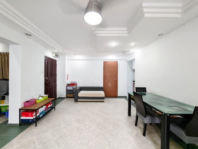 For Sale - 331 Sembawang Close