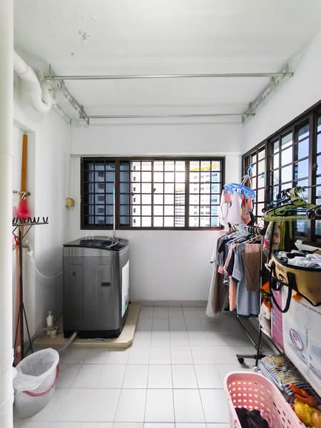 For Sale - 331 Sembawang Close