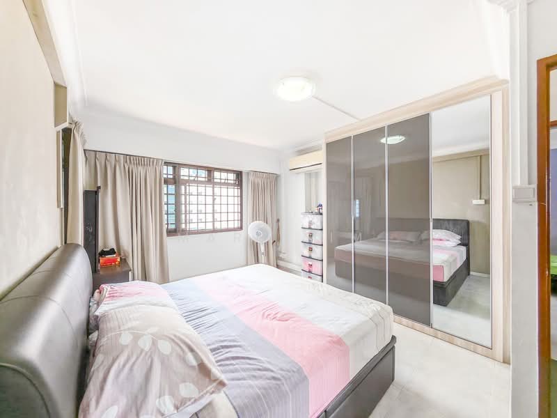 For Sale - 331 Sembawang Close