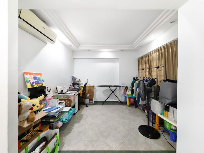 For Sale - 331 Sembawang Close