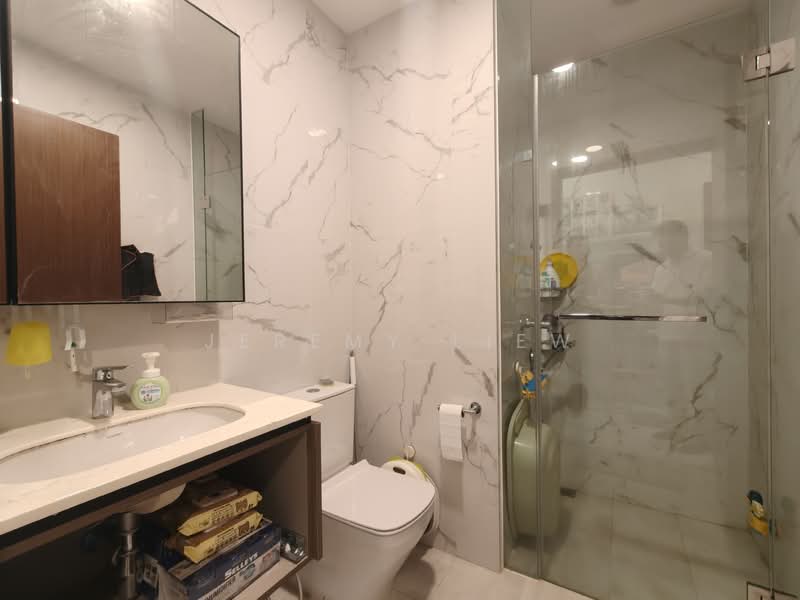 Lattice One Condominium For Sale at S$ 2,300,000 | PropertyGuru Singapore - Bathroom