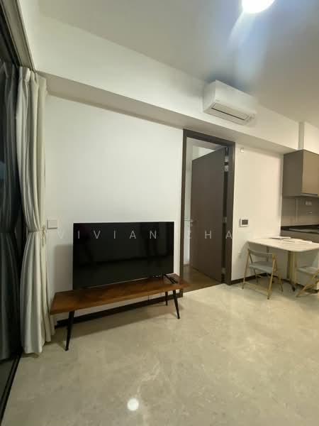 Royalgreen, 2 Anamalai Avenue, 2 Bedrooms, 635 sqft, Condominium For Rent, by Vivian Zhao, 500058254 - Living Room - PropertyGuru.com.sg