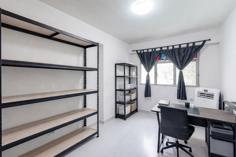 780E Woodlands Crescent HDB Flat For Sale at S$ 528,888 | PropertyGuru Singapore - Study