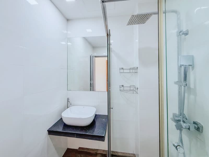 Near to Kembangan MRT Ensuite Room For Rent, Lorong Kembangan, Room Rental, 250 sqft, Walk-up Apartment For Rent, by Lester Ng, 500058267 - Attached Bathroom - PropertyGuru.com.sg