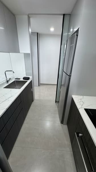 Sky Eden @ Bedok, 1 Bedok Central, 3 Bedrooms, 893 sqft, Condominium For Rent, by Kenny Ang, 500058275 - Kitchen - PropertyGuru.com.sg
