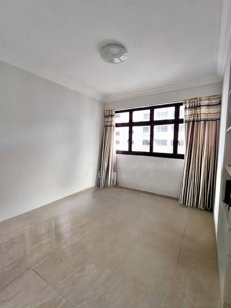 471B Fernvale Street HDB Flat For Sale at S$ 678,000 | PropertyGuru Singapore - Interior