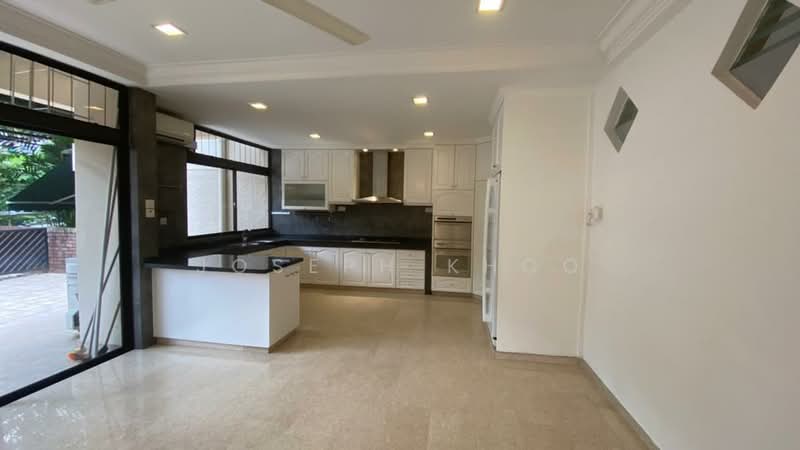 Sommerville Park Cluster House For Sale at S$ 5,988,888 | PropertyGuru Singapore - Kitchen