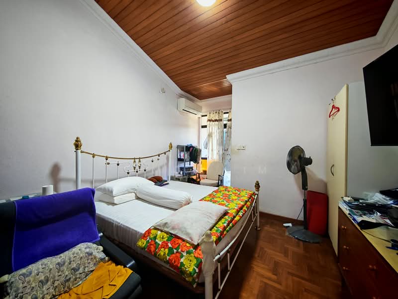 Ocean Park Walk-up Apartment For Sale at S$ 4,100,000 | PropertyGuru Singapore