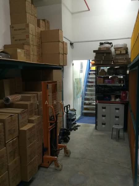 LW Technocentre, 31 Toh Guan Road East, 1,173 sqft, Factory / Workshop (B2) For Sale, by Lara Lam, 500058297 - Corridor - CommercialGuru.com.sg
