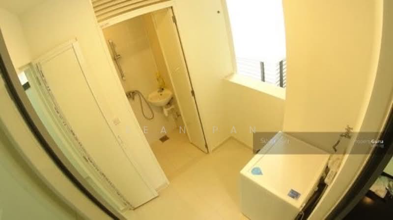 The Palette Condominium For Sale at S$ 2,250,000 | PropertyGuru Singapore - Bathroom