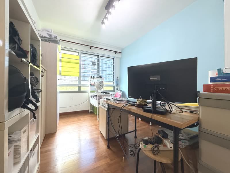676A Punggol Drive HDB Flat For Sale at S$ 730,000 | PropertyGuru Singapore - Study