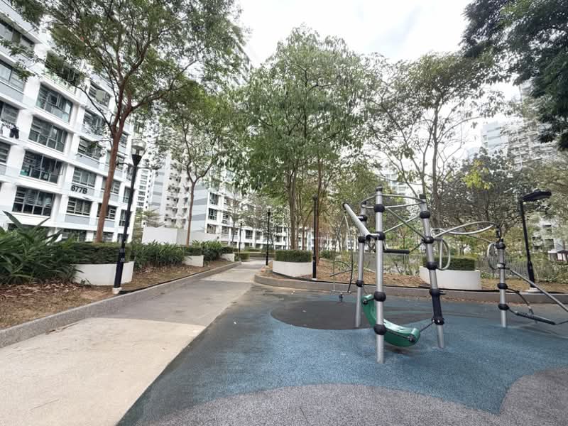 676A Punggol Drive HDB Flat For Sale at S$ 730,000 | PropertyGuru Singapore - Exterior