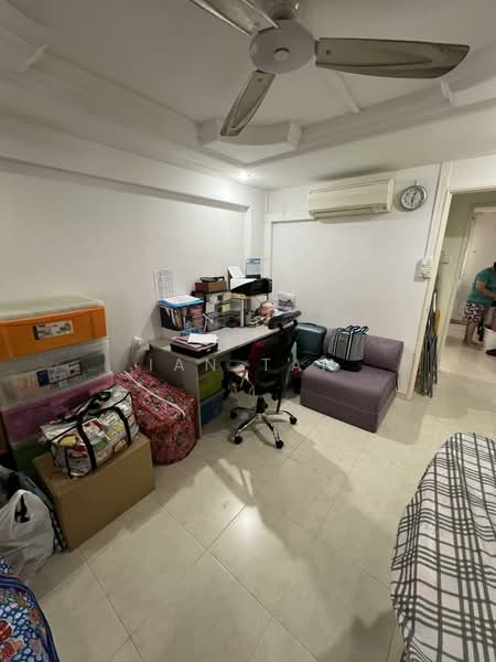 46 Circuit Road HDB Flat For Sale at S$ 333,888 | PropertyGuru Singapore - Common Room