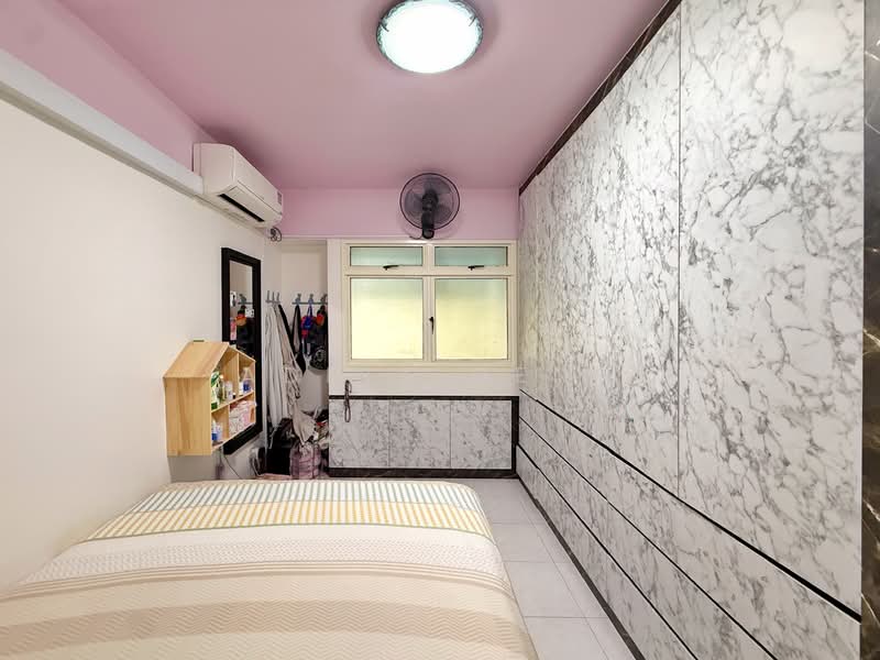 452 Choa Chu Kang Avenue 4 HDB Flat For Sale at S$ 550,000 | PropertyGuru Singapore - Bedroom